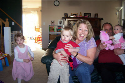 Bekah, Sammy, Lorraine, Bob (aka:PaPa) & Abi